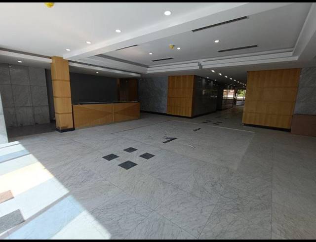 BUSINESS PROPERTY TO RENT IN WIERDA VALLEY